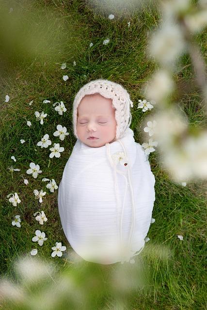 Coziest Swaddles and Blankets Your Baby Will Never Want to Leave